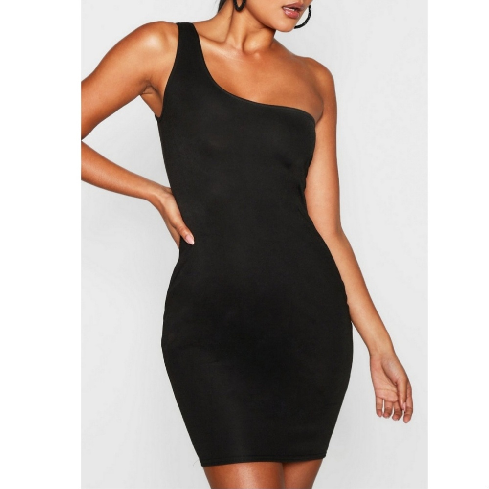 Brand New Boohoo One Shoulder Dress